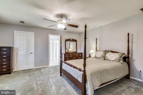 7406 Hogarth St, Springfield, VA 22151 photo 18