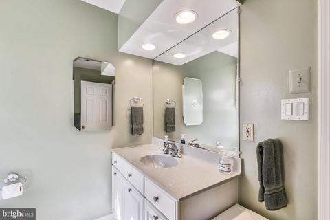 7406 Hogarth St, Springfield, VA 22151 photo 20