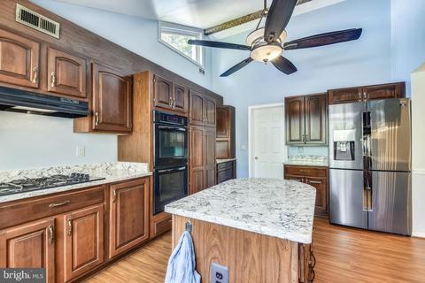 7406 Hogarth St, Springfield, VA 22151 photo 7