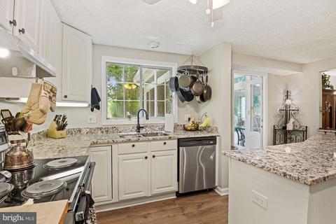 5734 Heming Ave, Springfield, VA 22151 photo 7