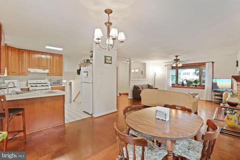7512 Jervis St, Springfield, VA 22151 photo 6