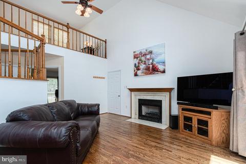 13908 Castle Ct, Chantilly, VA 20151 photo 19