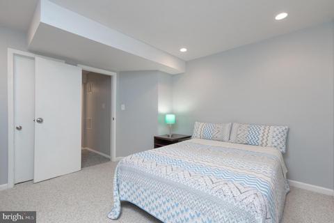 13908 Castle Ct, Chantilly, VA 20151 photo 42
