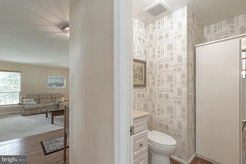13908 Castle Ct, Chantilly, VA 20151 photo 7