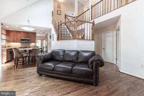 13908 Castle Ct, Chantilly, VA 20151 photo 18
