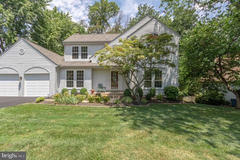 13908 Castle Ct, Chantilly, VA 20151 photo 3