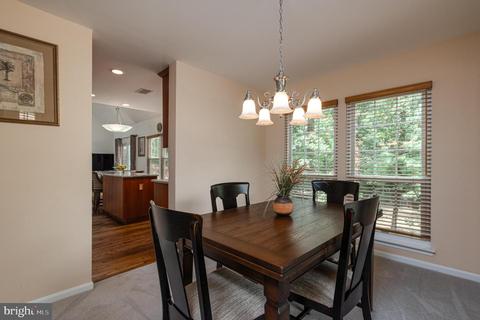 13908 Castle Ct, Chantilly, VA 20151 photo 12