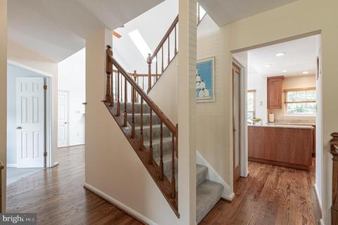 13908 Castle Ct, Chantilly, VA 20151 photo 21