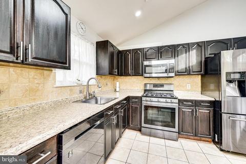 8804 Trafalgar Ct, Springfield, VA 22151 photo 10