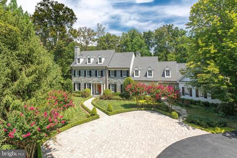 892 Alvermar Ridge Dr, Mclean, VA 22102 photo 6