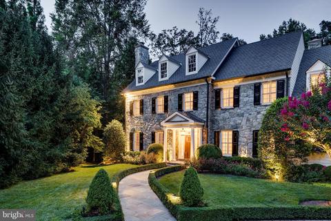 892 Alvermar Ridge Dr, Mclean, VA 22102 photo 4