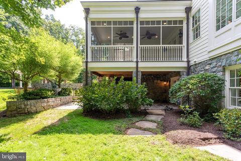 892 Alvermar Ridge Dr, Mclean, VA 22102 photo 125
