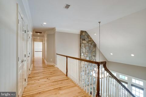 892 Alvermar Ridge Dr, Mclean, VA 22102 photo 73
