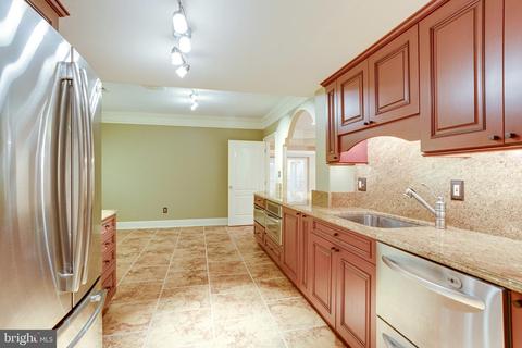 892 Alvermar Ridge Dr, Mclean, VA 22102 photo 88