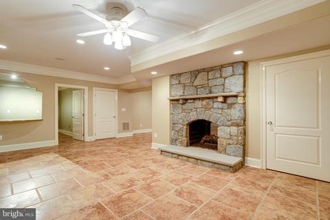 892 Alvermar Ridge Dr, Mclean, VA 22102 photo 81