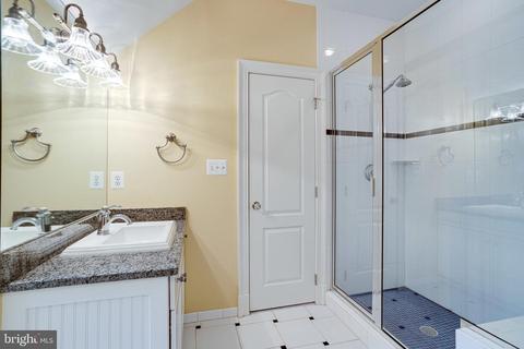 892 Alvermar Ridge Dr, Mclean, VA 22102 photo 71