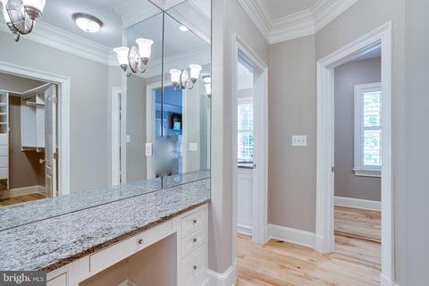 892 Alvermar Ridge Dr, Mclean, VA 22102 photo 55
