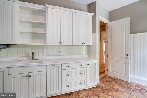 892 Alvermar Ridge Dr, Mclean, VA 22102 photo 45