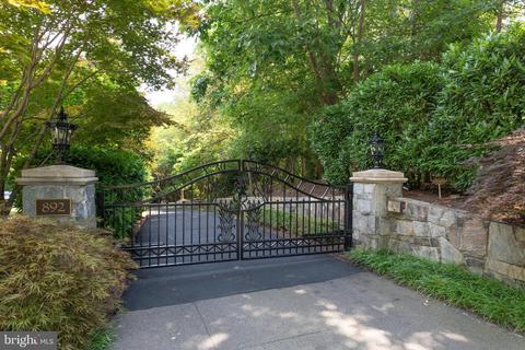892 Alvermar Ridge Dr, Mclean, VA 22102 photo 5