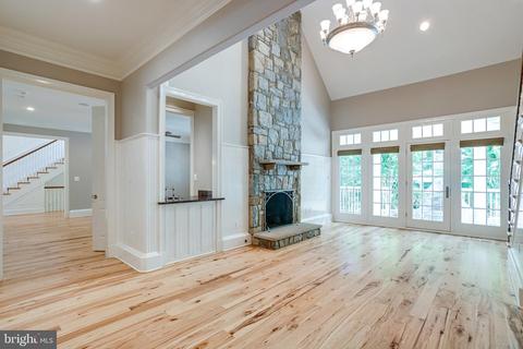 892 Alvermar Ridge Dr, Mclean, VA 22102 photo 31