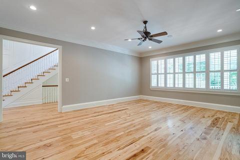 892 Alvermar Ridge Dr, Mclean, VA 22102 photo 29