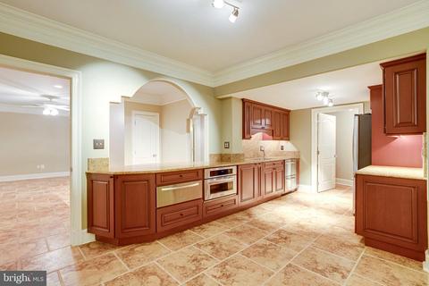 892 Alvermar Ridge Dr, Mclean, VA 22102 photo 86