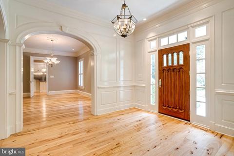 892 Alvermar Ridge Dr, Mclean, VA 22102 photo 13