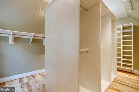 892 Alvermar Ridge Dr, Mclean, VA 22102 photo 76