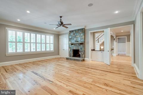 892 Alvermar Ridge Dr, Mclean, VA 22102 photo 26