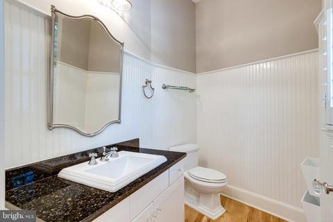 892 Alvermar Ridge Dr, Mclean, VA 22102 photo 48