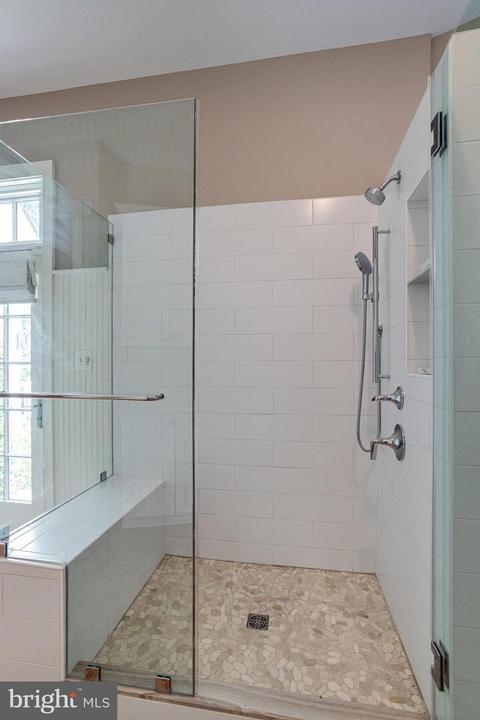 892 Alvermar Ridge Dr, Mclean, VA 22102 photo 44