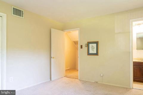 7665 Long Pine Dr, Springfield, VA 22151 photo 18