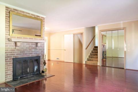 7665 Long Pine Dr, Springfield, VA 22151 photo 9