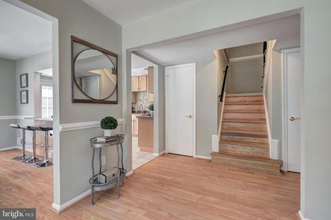 8512 Thames St, Springfield, VA 22151 photo 8