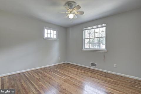 8512 Thames St, Springfield, VA 22151 photo 28