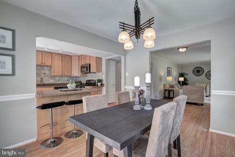 8512 Thames St, Springfield, VA 22151 photo 12