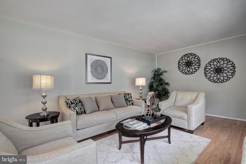 8512 Thames St, Springfield, VA 22151 photo 9