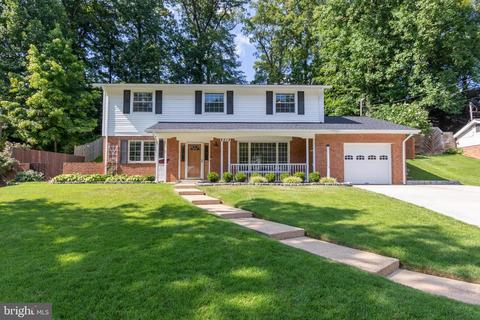 8512 Thames St, Springfield, VA 22151 photo 2