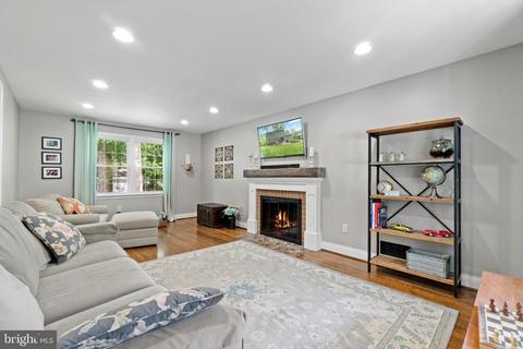 6622 Huntsman Blvd, Springfield, VA 22152 photo 12