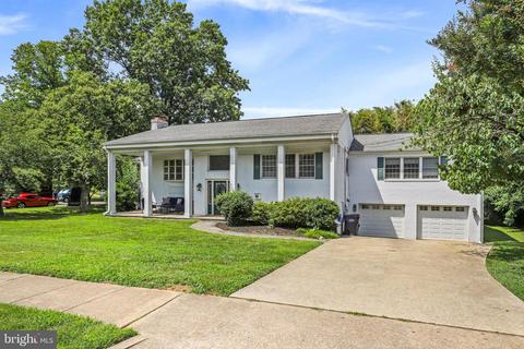 7116 Warbler Ln, Mclean, VA 22101 photo 1