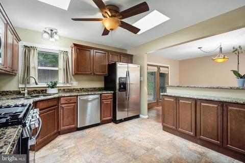 6601 Sandover Ct, Springfield, VA 22152 photo 9