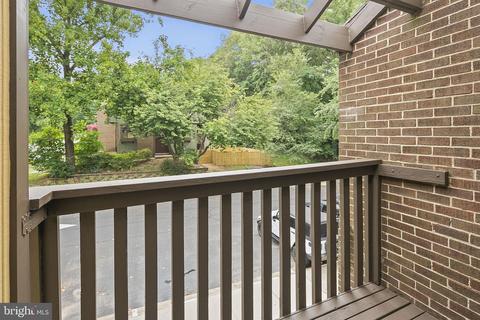 2142 Glencourse Ln, Reston, VA 20191 photo 28