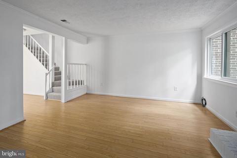 2142 Glencourse Ln, Reston, VA 20191 photo 32