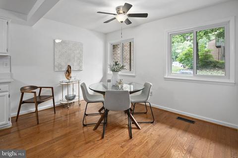 2142 Glencourse Ln, Reston, VA 20191 photo 16