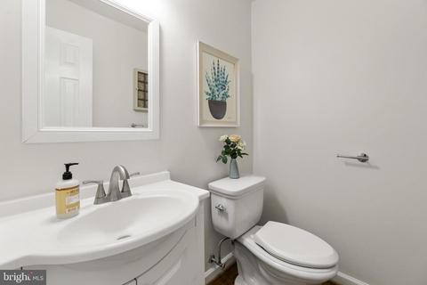 1256 Pine Hill Rd, Mclean, VA 22101 photo 19