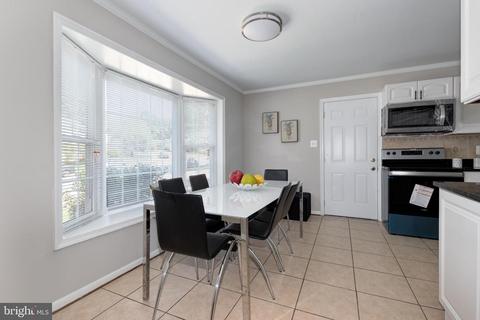 7873 Godolphin Dr, Springfield, VA 22153 photo 18