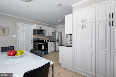 7873 Godolphin Dr, Springfield, VA 22153 photo 17