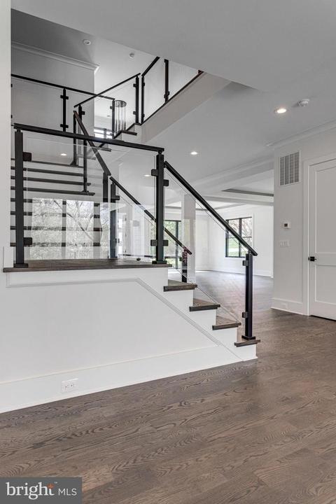 6210 Kellogg Dr, Mclean, VA 22101 photo 24