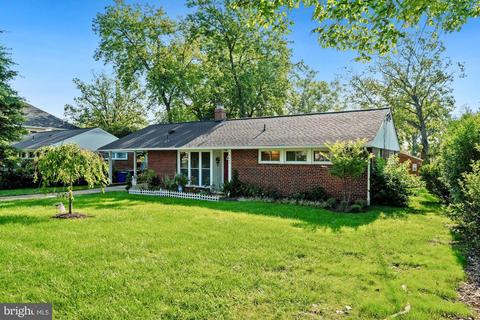 6205 Hanover Ave, Springfield, VA 22150 photo 1