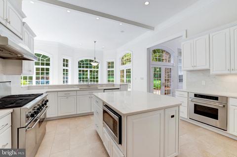 8200 Sparger, Mclean, VA 22102 photo 26